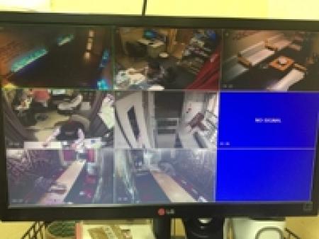 モニター完備、バレない!!