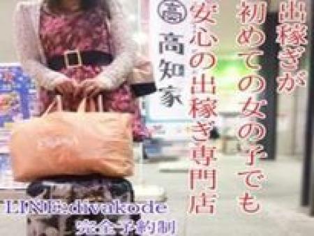 寮も綺麗な個室です♪